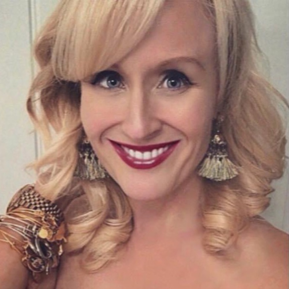 Meet your Posher, Pamela